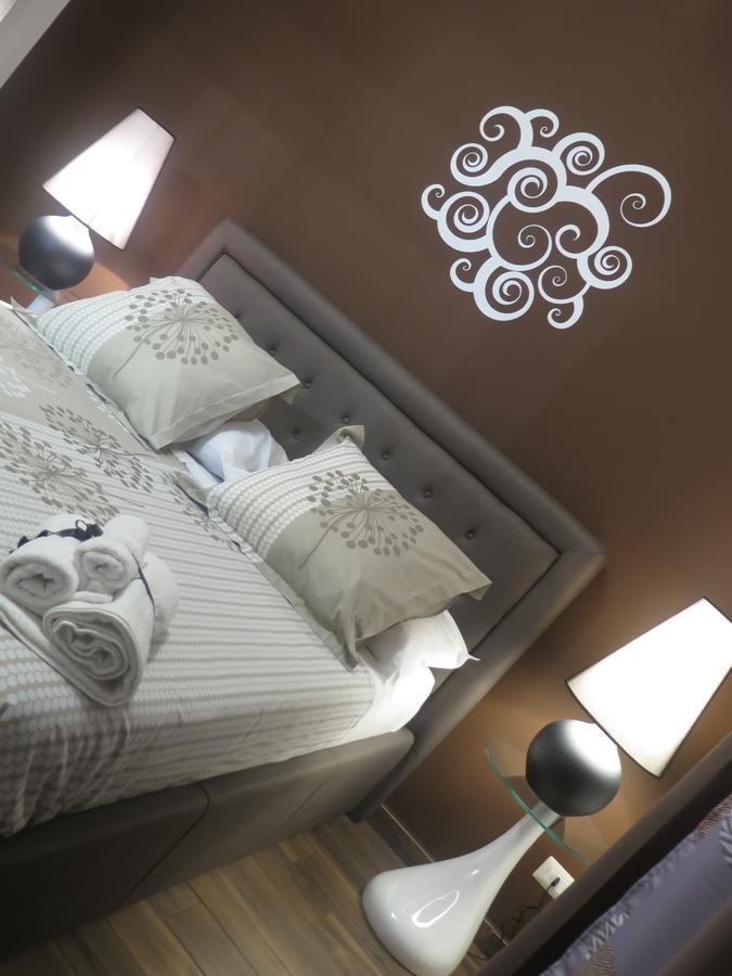 Symposium Bed&Breakfast Aeroporto di Catania Fontana Rossa Esterno foto